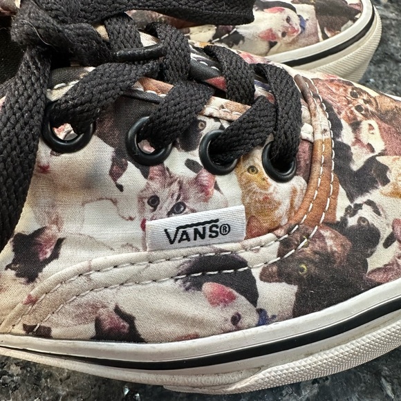 VANS ASPCA Cats Kitty Print Animals RARE Limited Edition Shoes Women’s Size 5.5 - Picture 6 of 14
